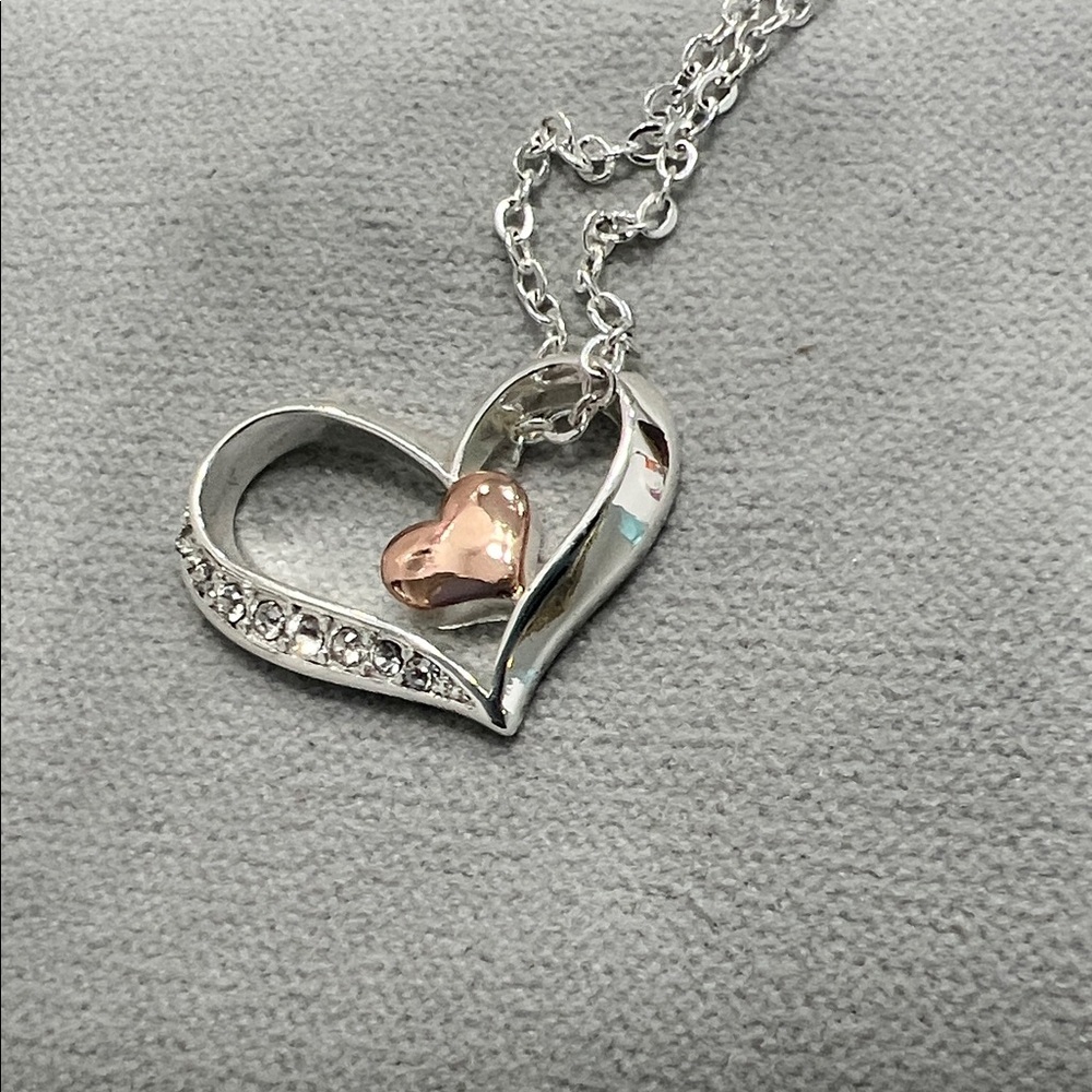 Elegant Heart Pendant Necklace in Silver and Rose Gold - Picture 2 of 3